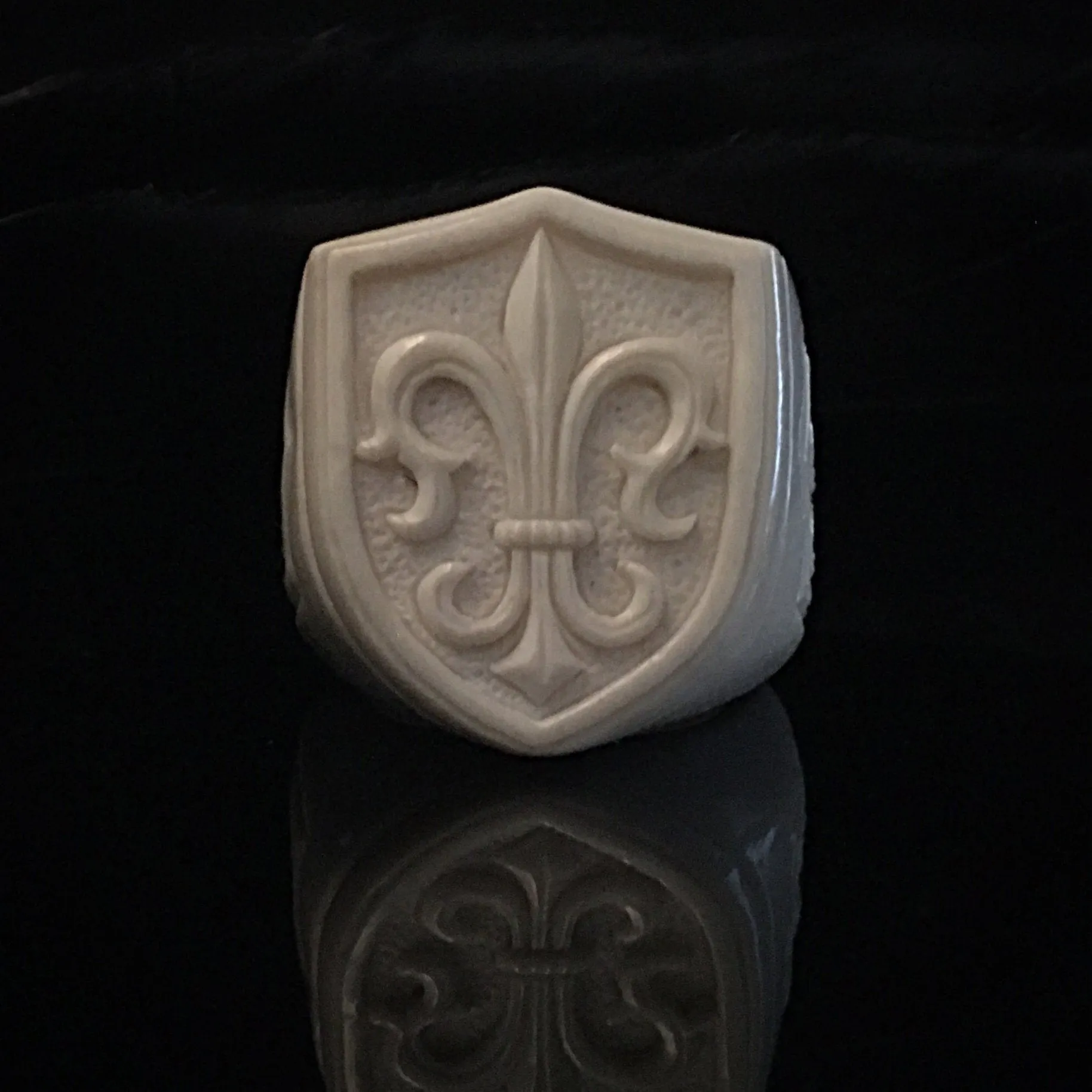 Fleur-de-lis Ring